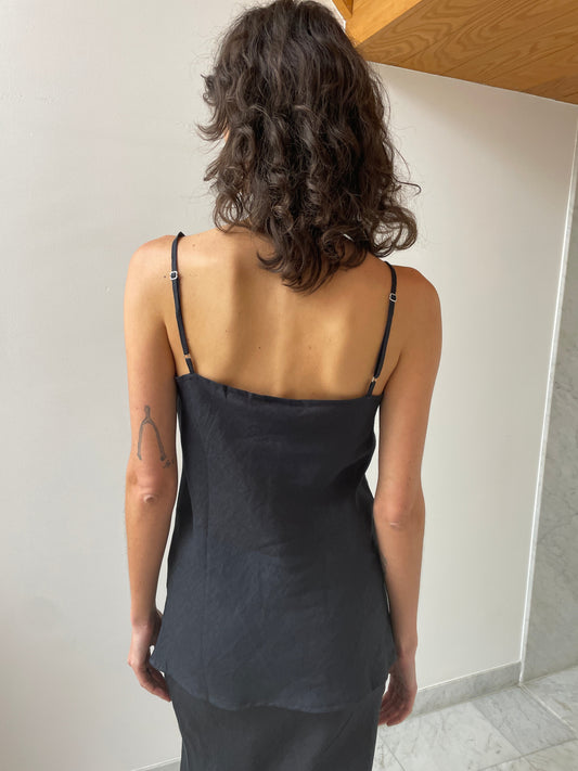 Dydine Top, Black BASERANGE