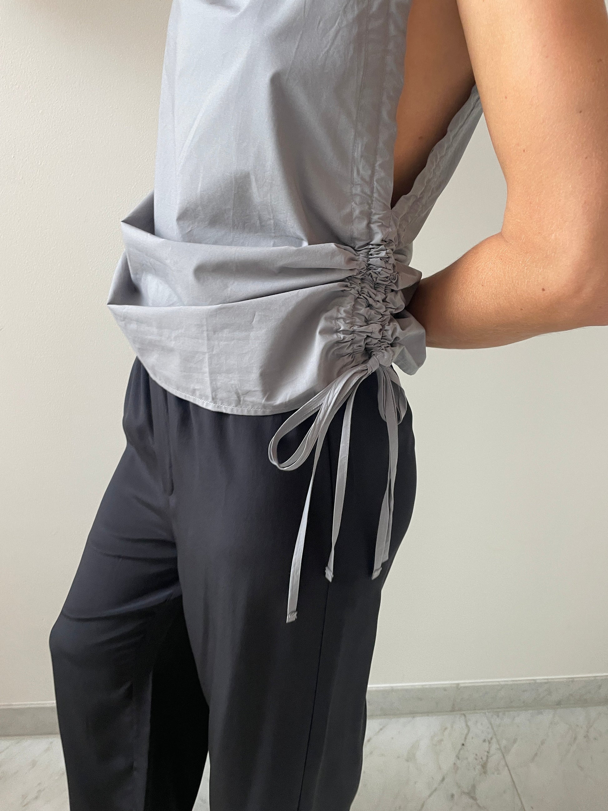 Pictorial Strap Top, Ziti Grey BASERANGE