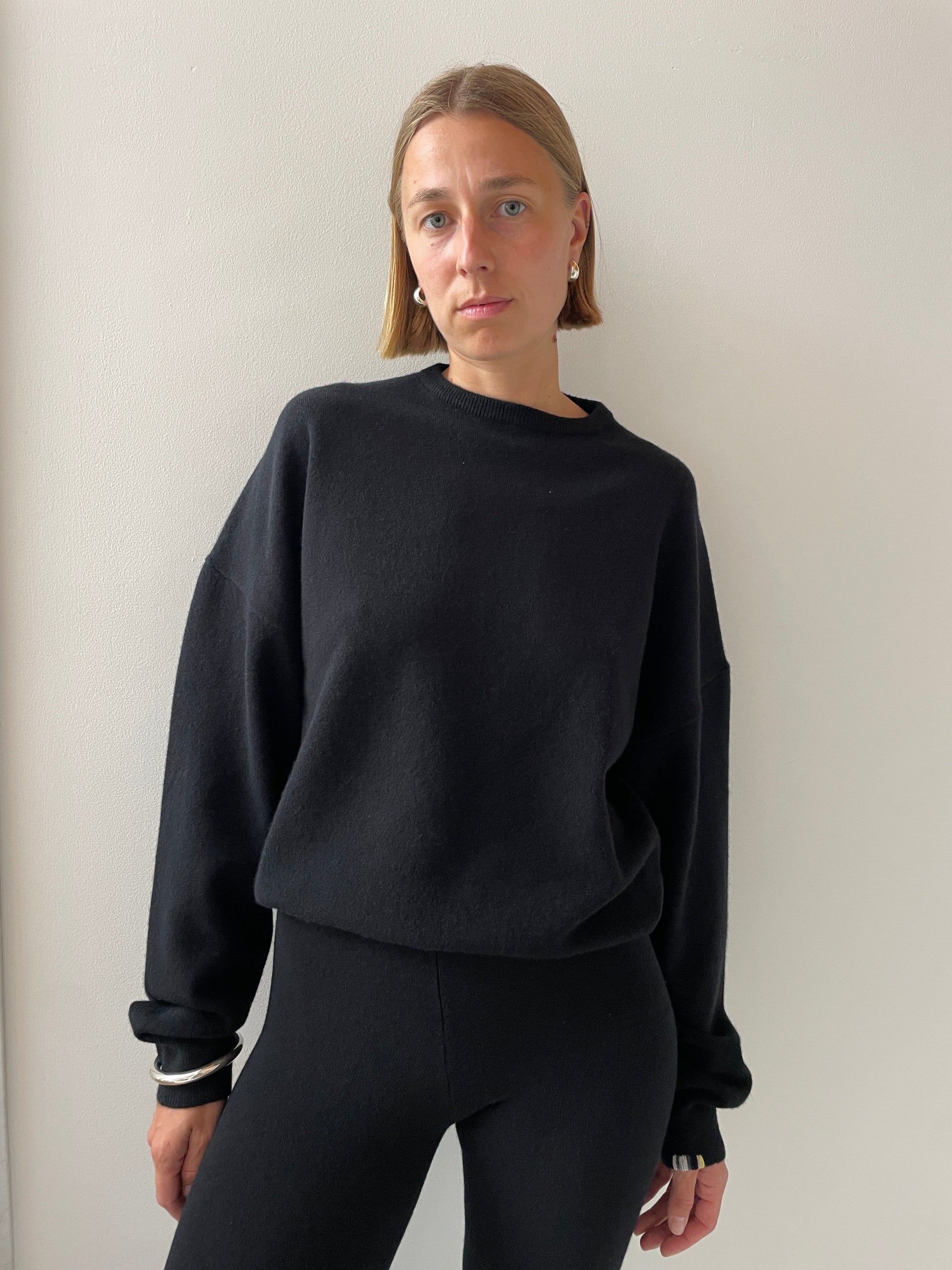 Tes, Raven EXTREME CASHMERE