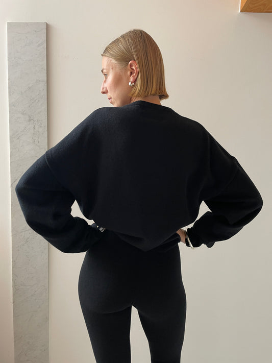 Tes, Raven EXTREME CASHMERE