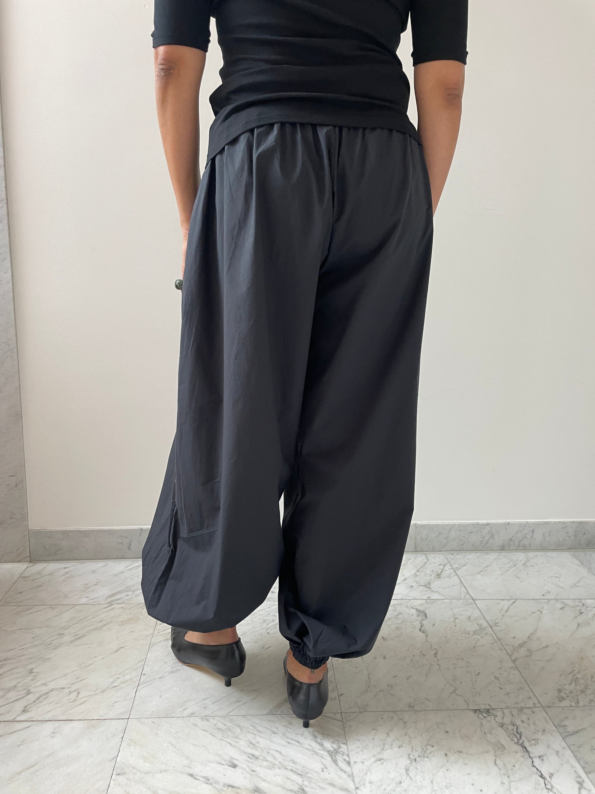 Simmon Pants, Black BASERANGE
