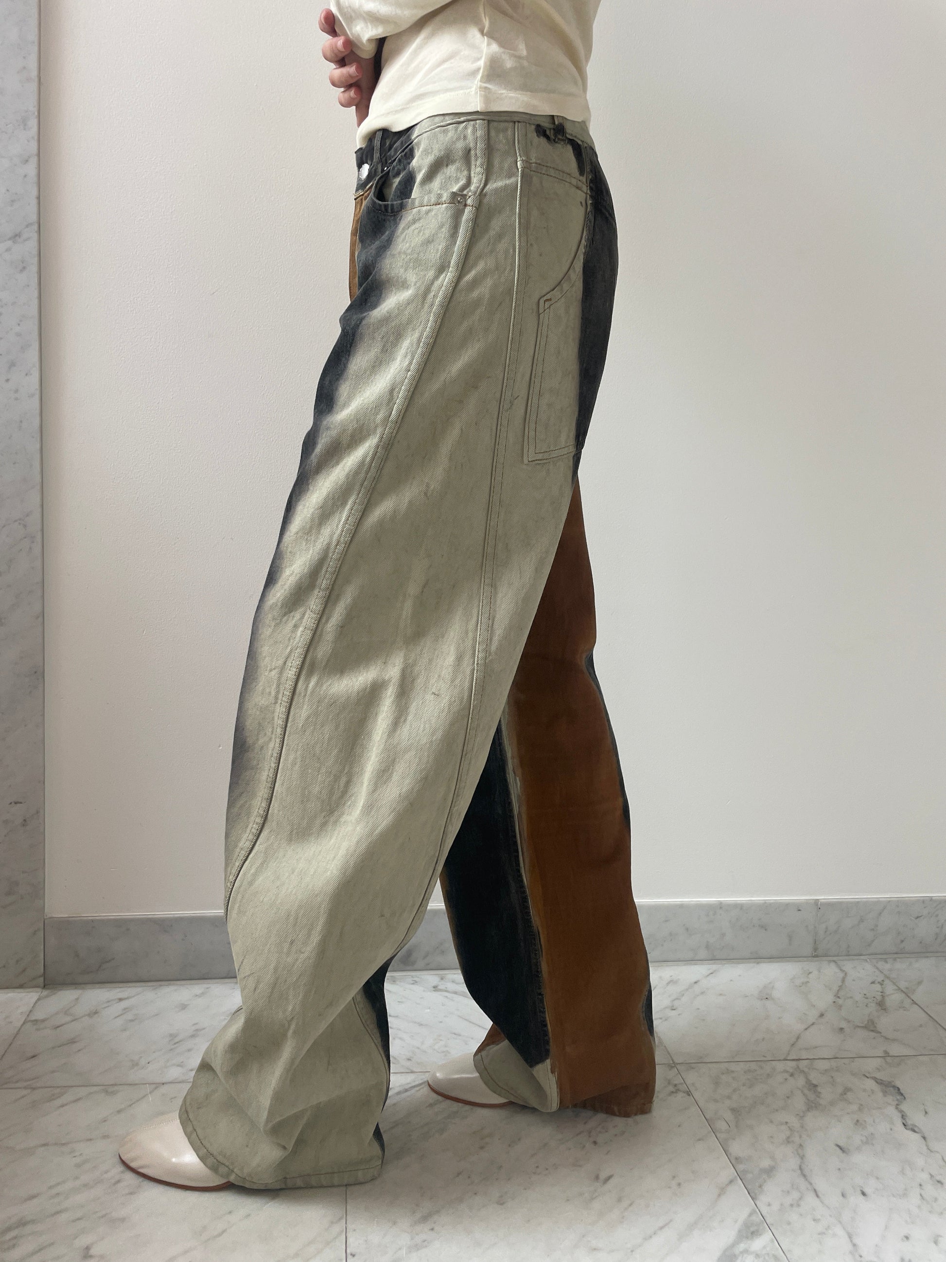 Bend Jean, Pigment ECKHAUS LATTA