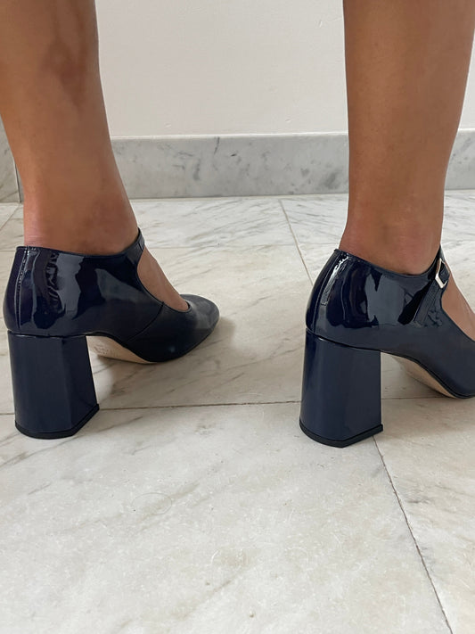 Eliza Pump, Parliament Patent MARYAM NASSIR ZADEH