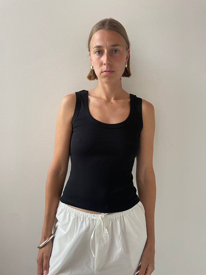 Hillie Tank, Black FLORE FLORE