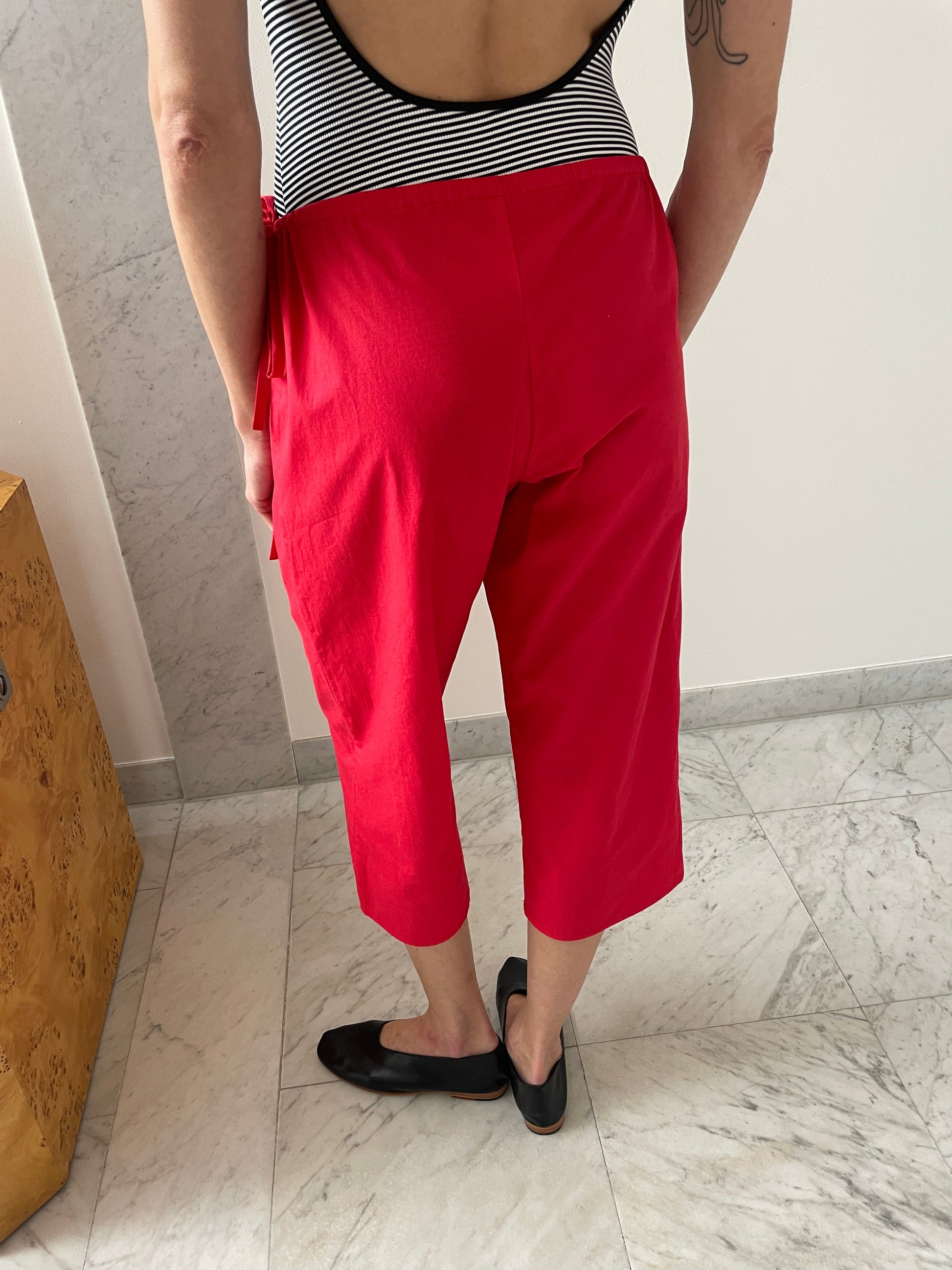 Tie Capri, Red Brooke Callahan
