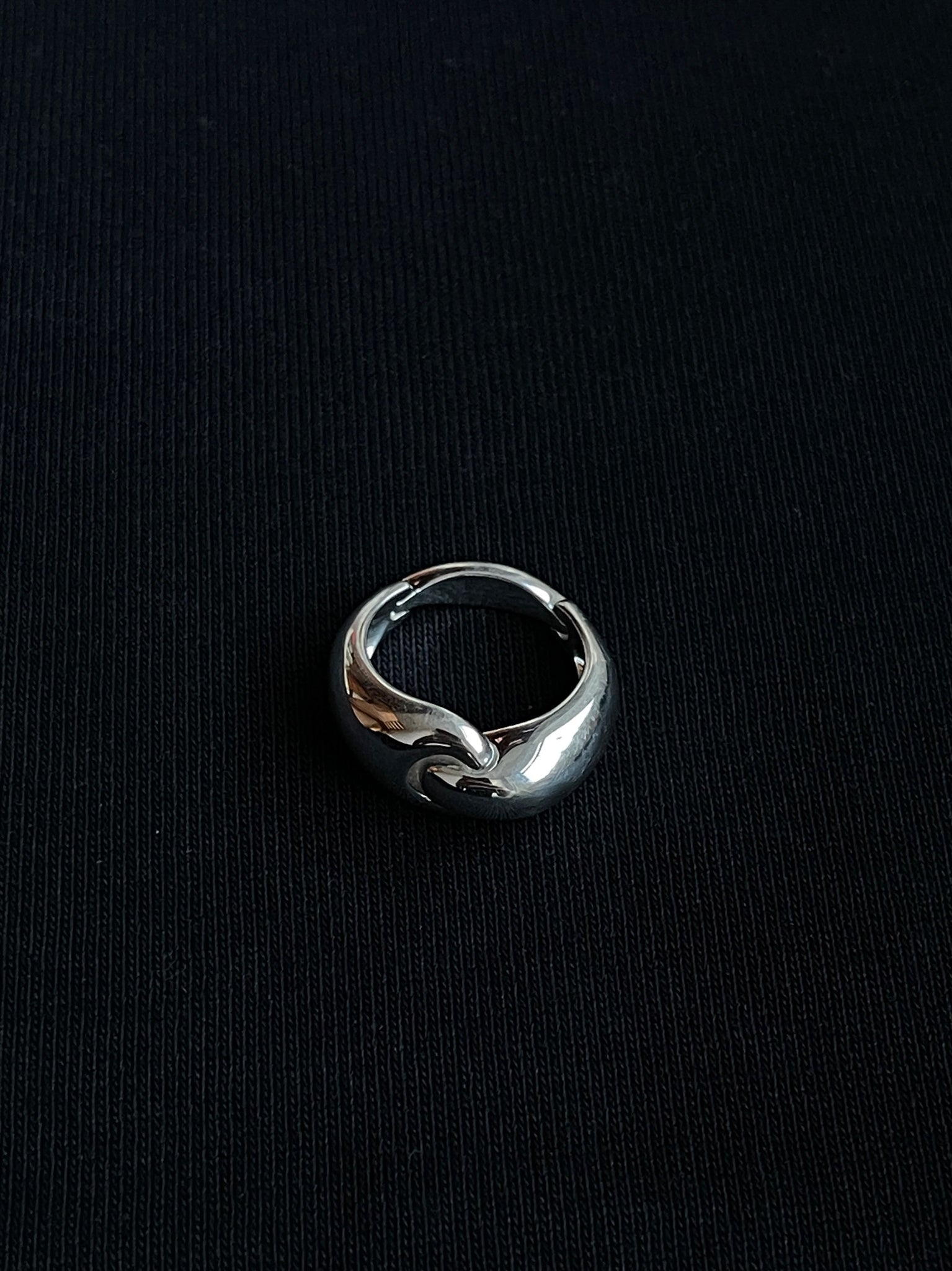 Linked Ring, Silver