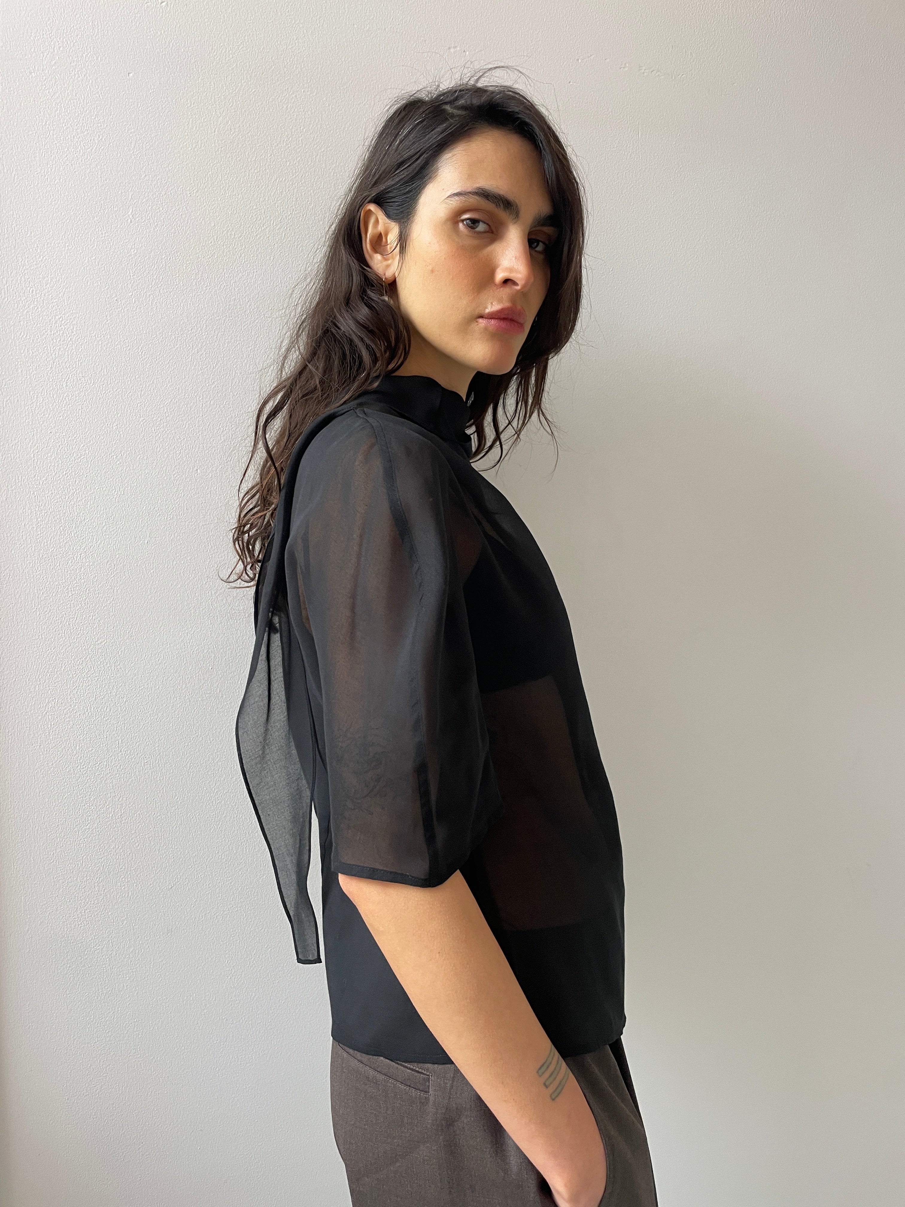Knotted Collar Top, Black – Carmen Amsterdam
