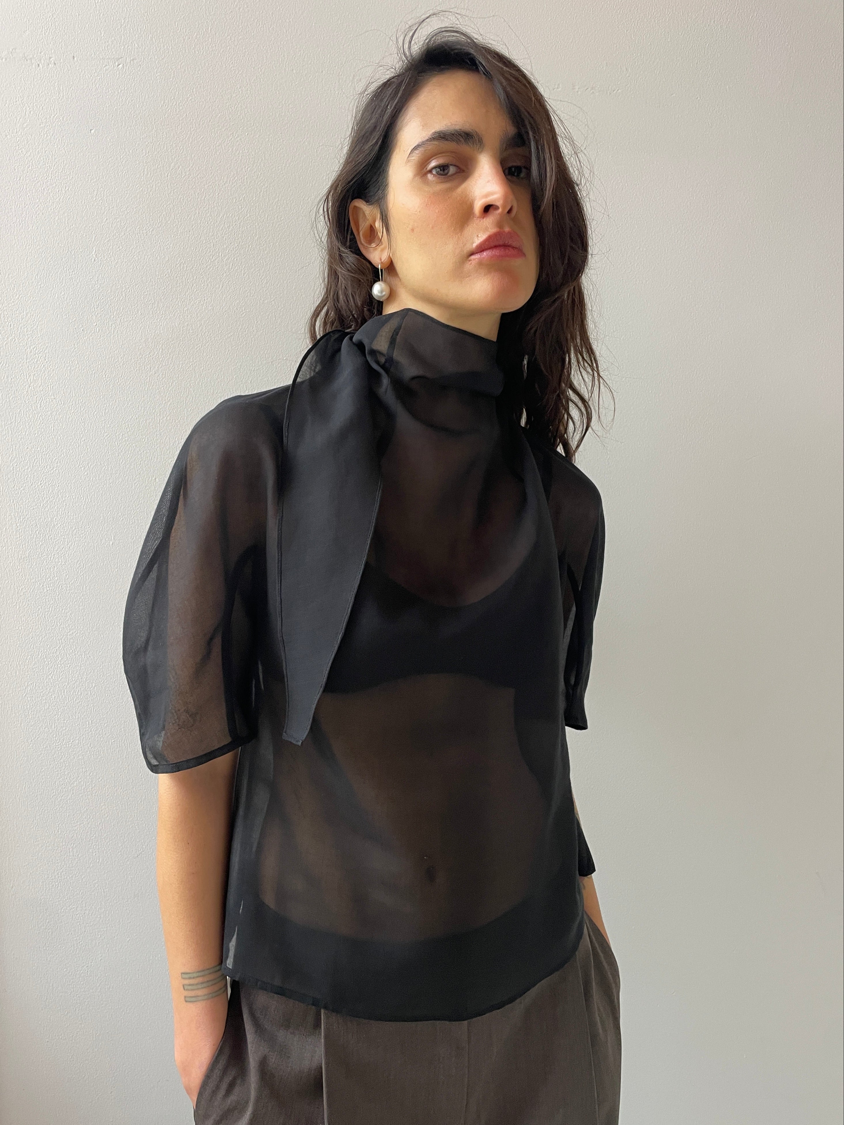 Knotted Collar Top, Black – Carmen Amsterdam