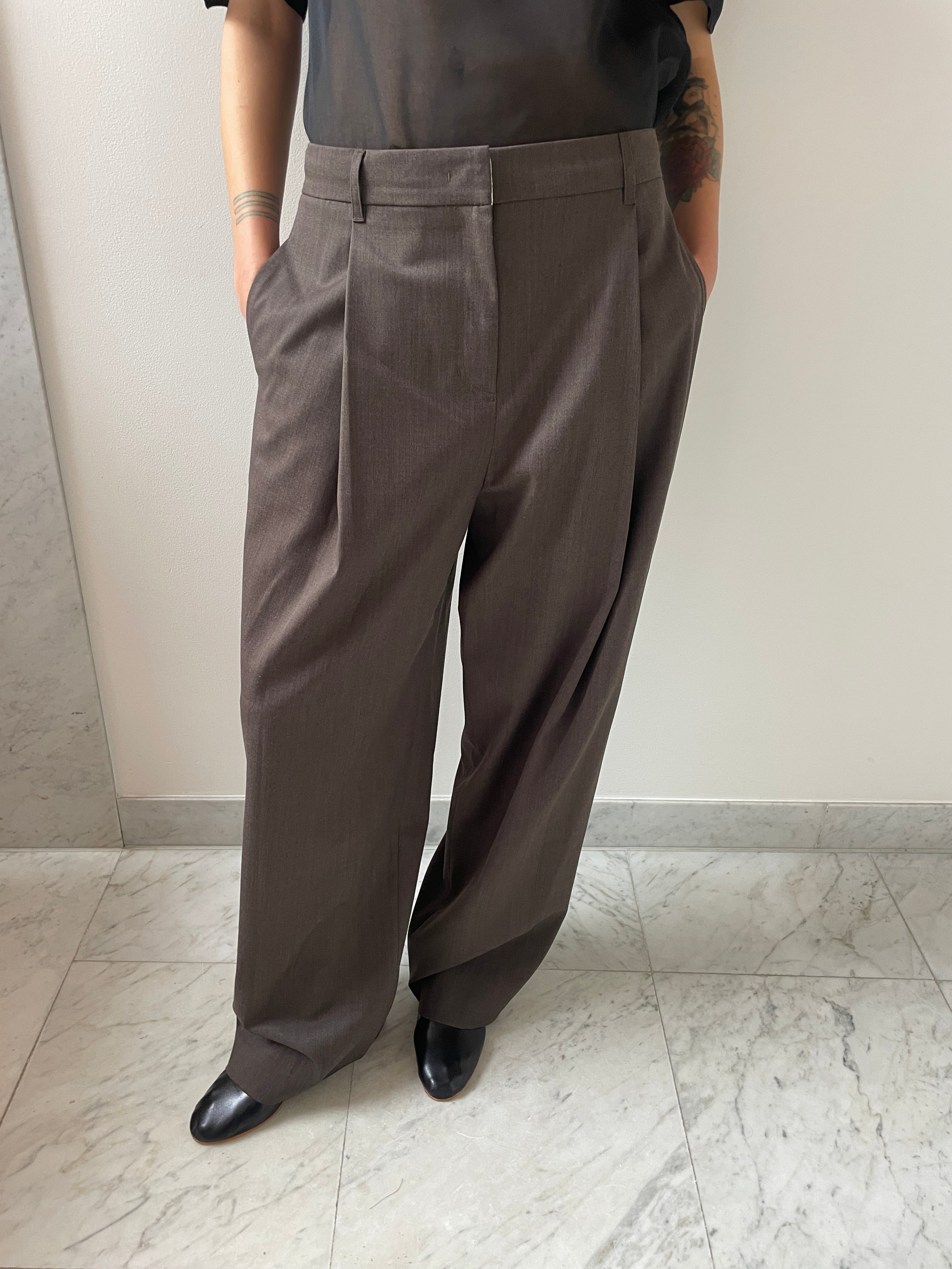 Wide Tuck Pants, Brown – Carmen Amsterdam