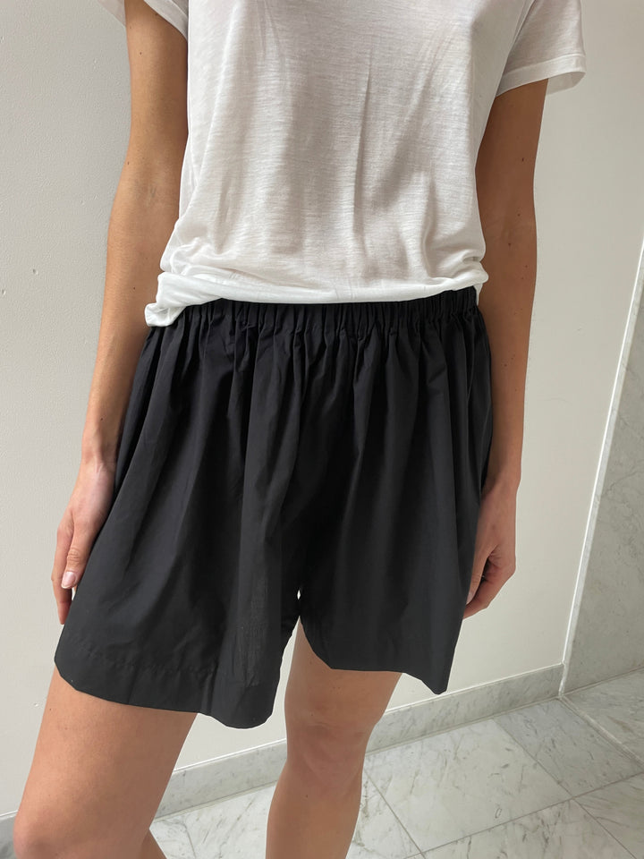 Cable Shorts, Black BASERANGE