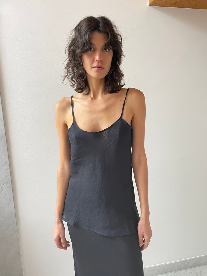 Dydine Top, Black BASERANGE