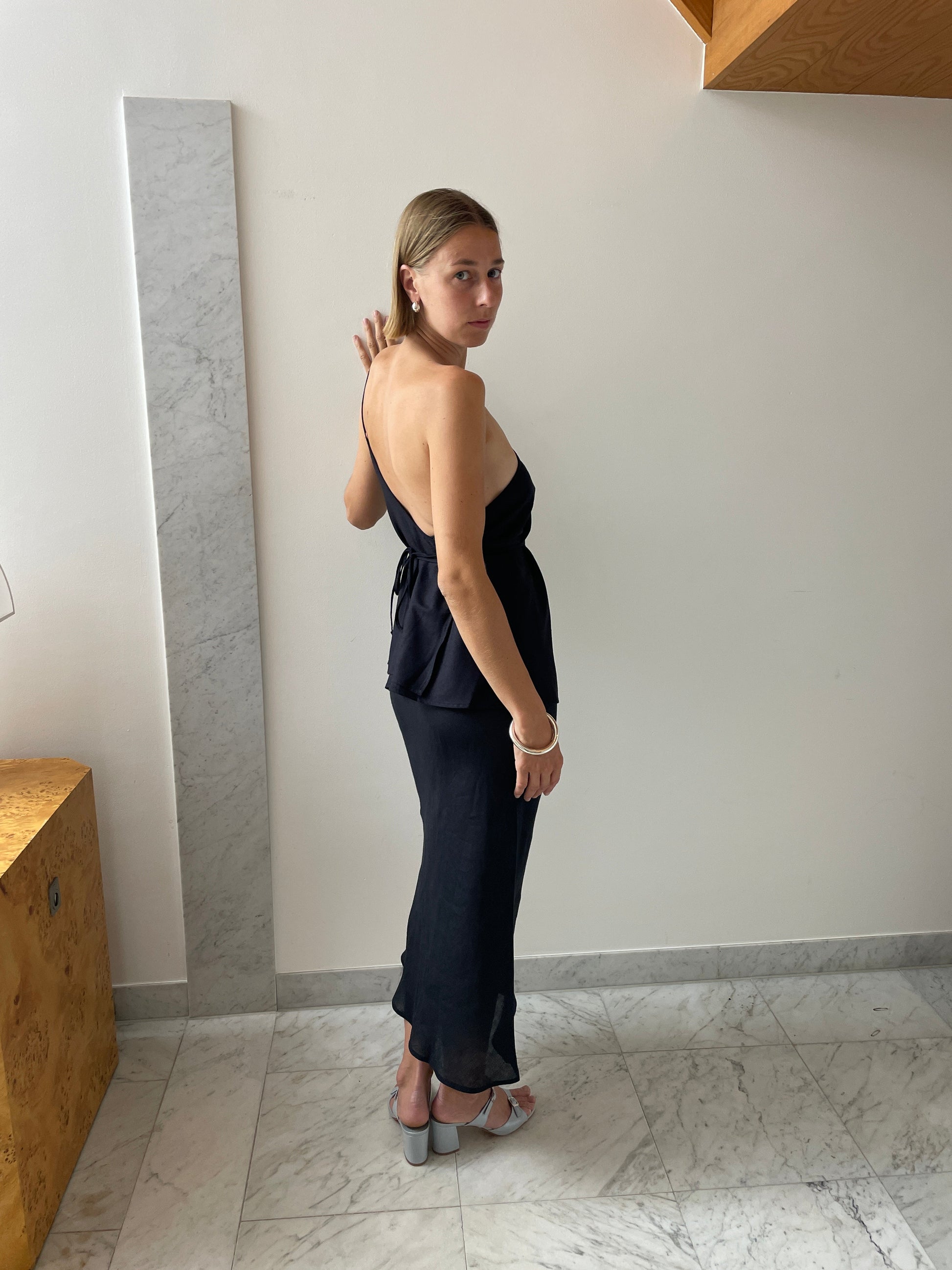 Eye Top, Black BASERANGE