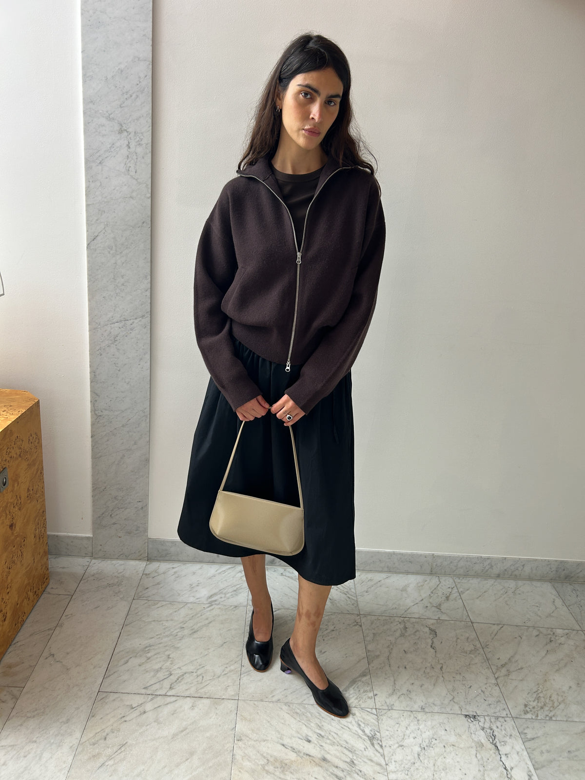 Look with Extreme Cashmere Xtra Cute, Dark Brown, Flore Flore Max Tee, Dark Brown, Brooke Callahan Tie Skirt, Black