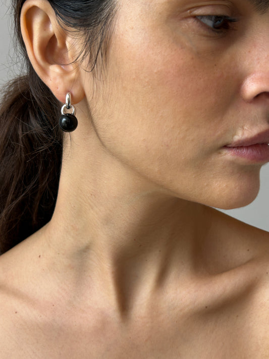 Everyday Earrings, Onyx