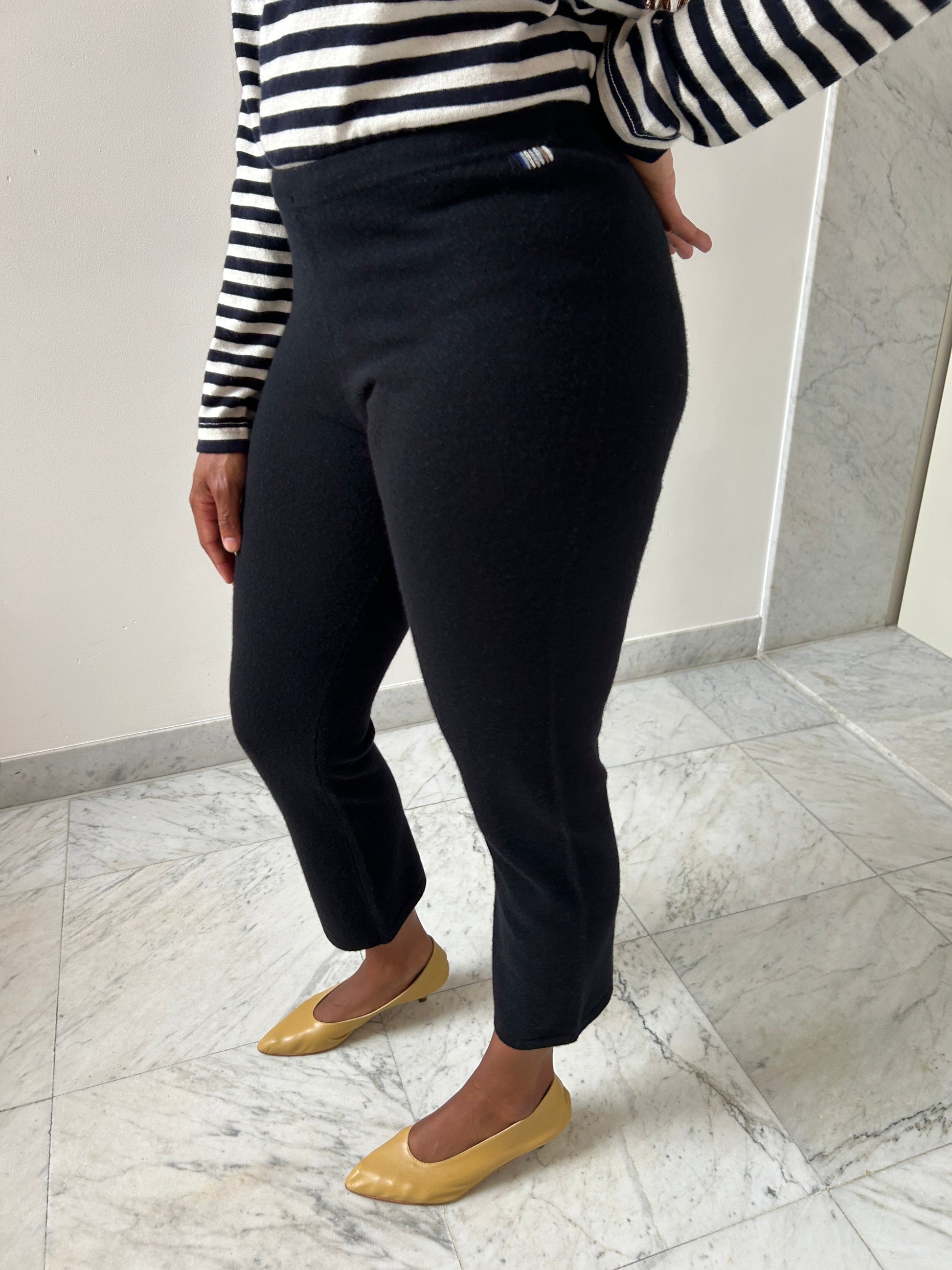Wander, Raven EXTREME CASHMERE