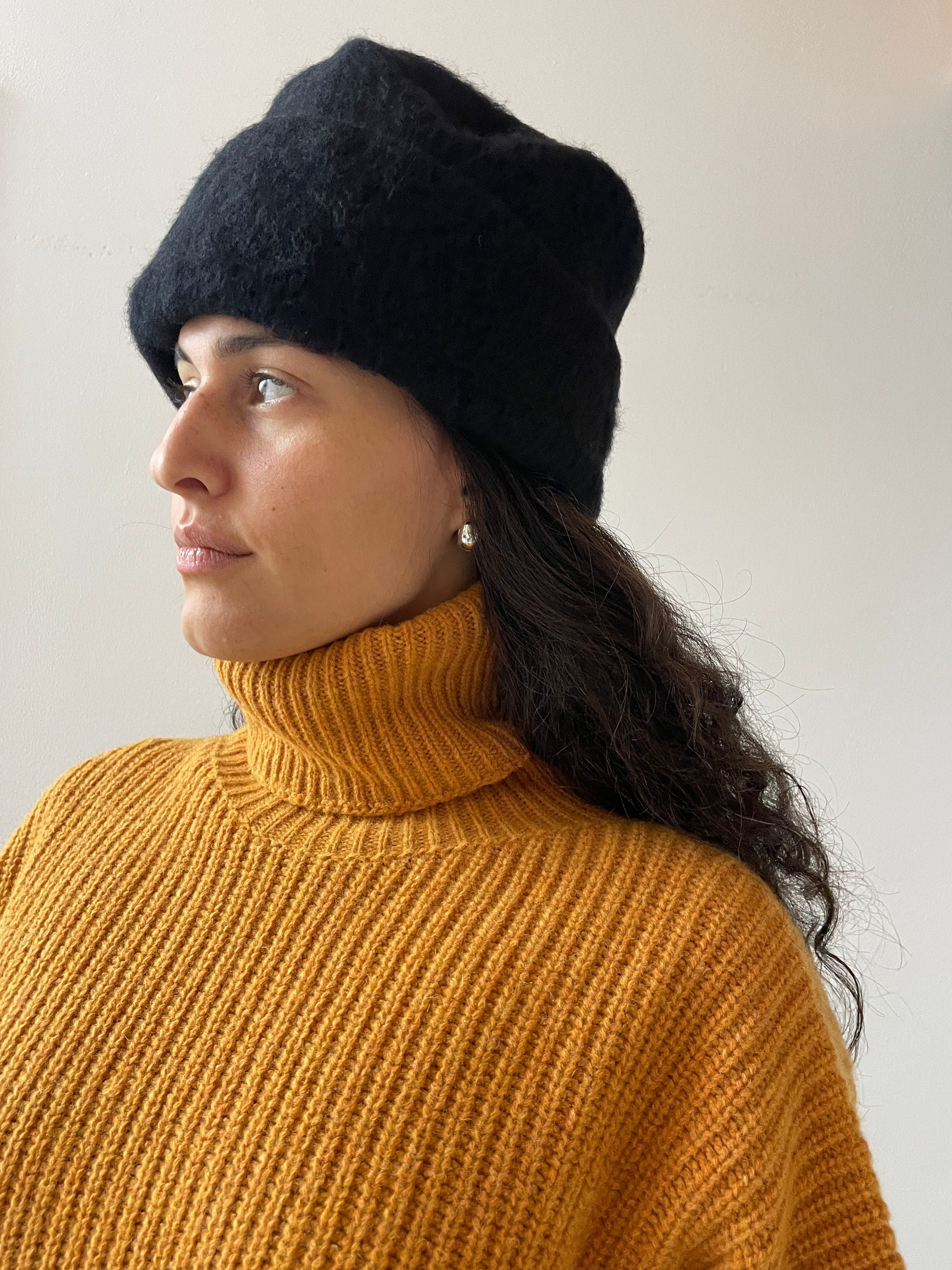 Ser Hat, Black BASERANGE