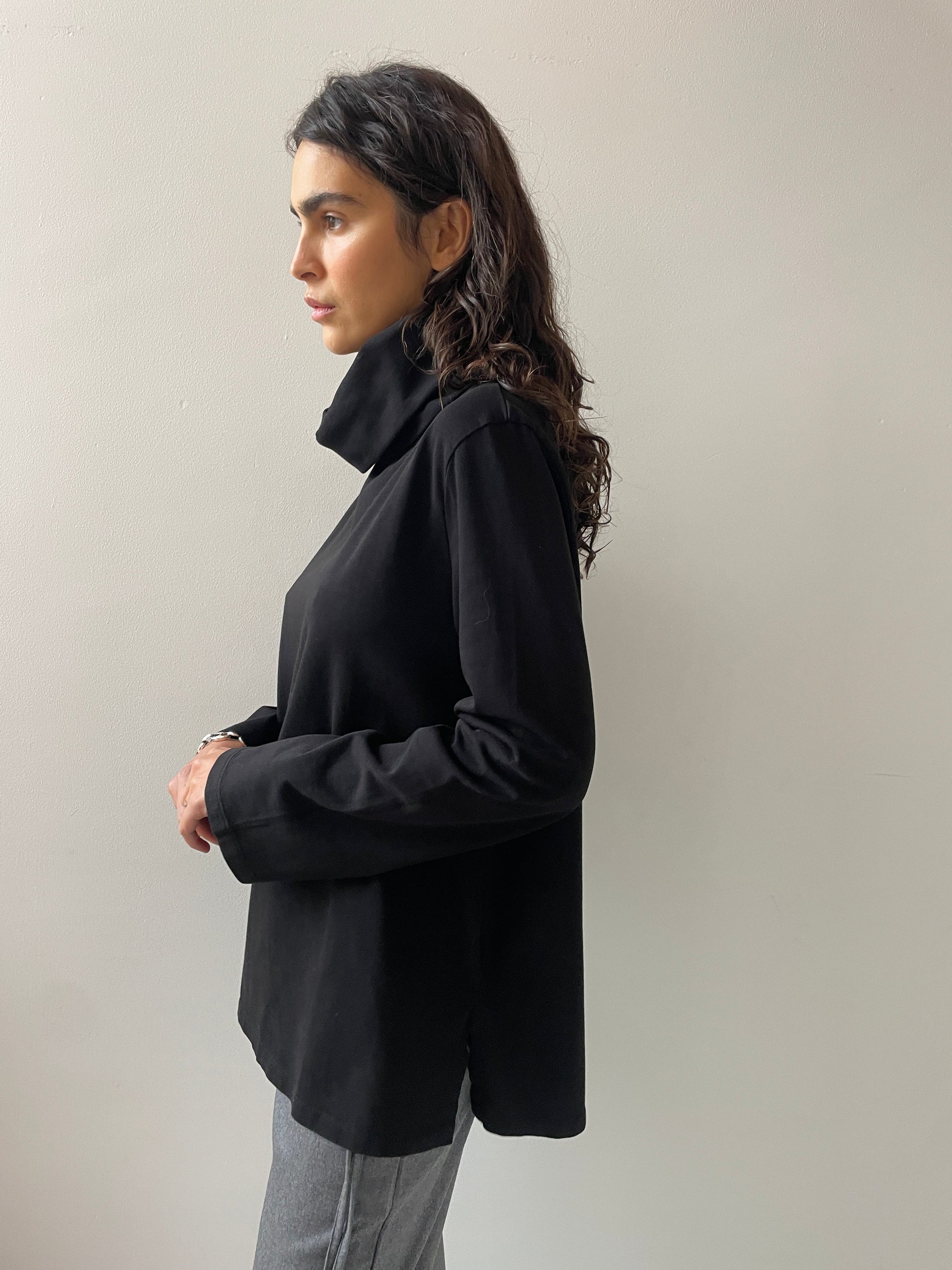 Grace Turtleneck, Black GIL RODRIGUEZ