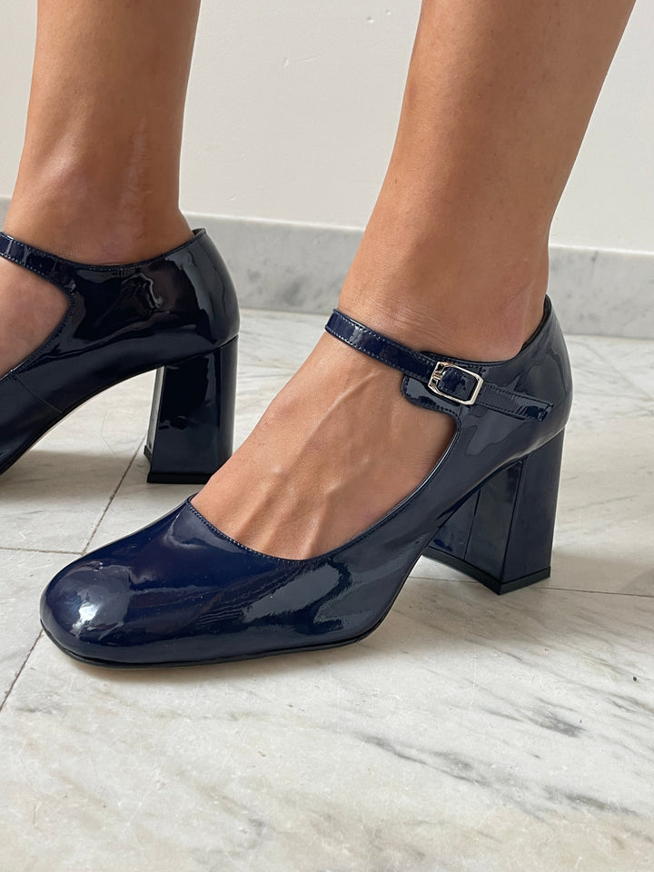 Eliza Pump, Parliament Patent MARYAM NASSIR ZADEH