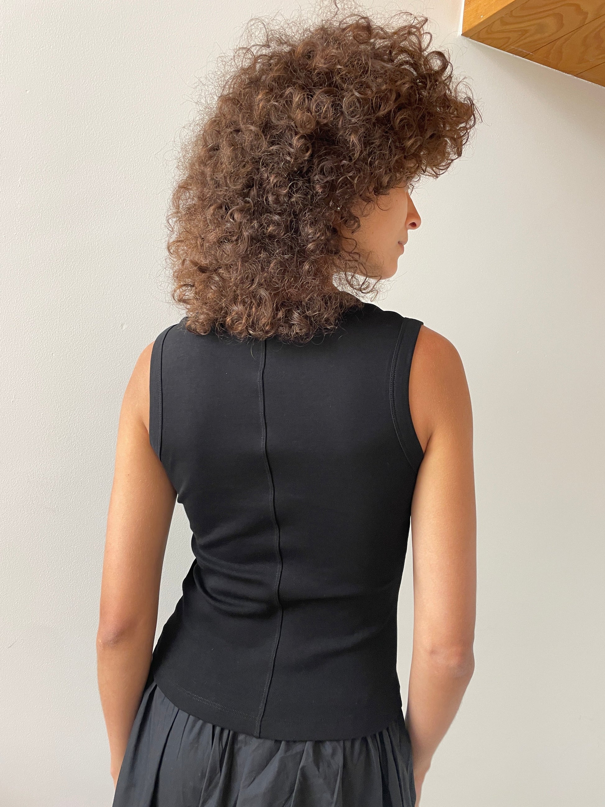 Dewi Tank, Black FLORE FLORE