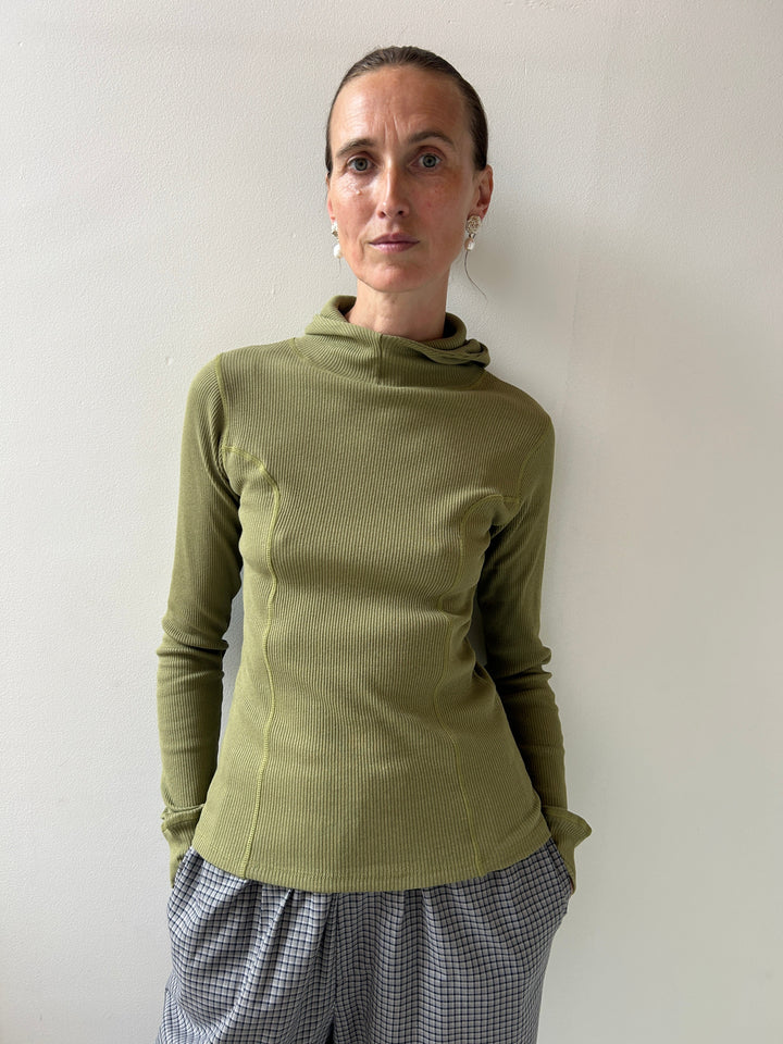 Hanifa Hoodie, Moss Green BASERANGE