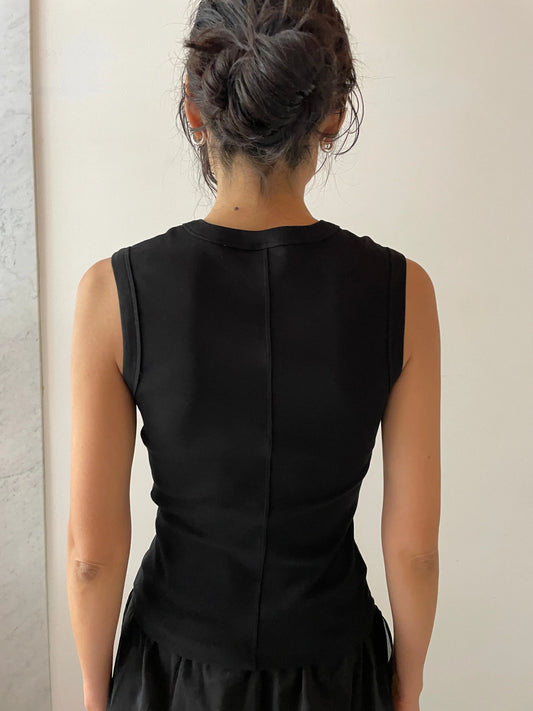 Dewi Tank, Black FLORE FLORE