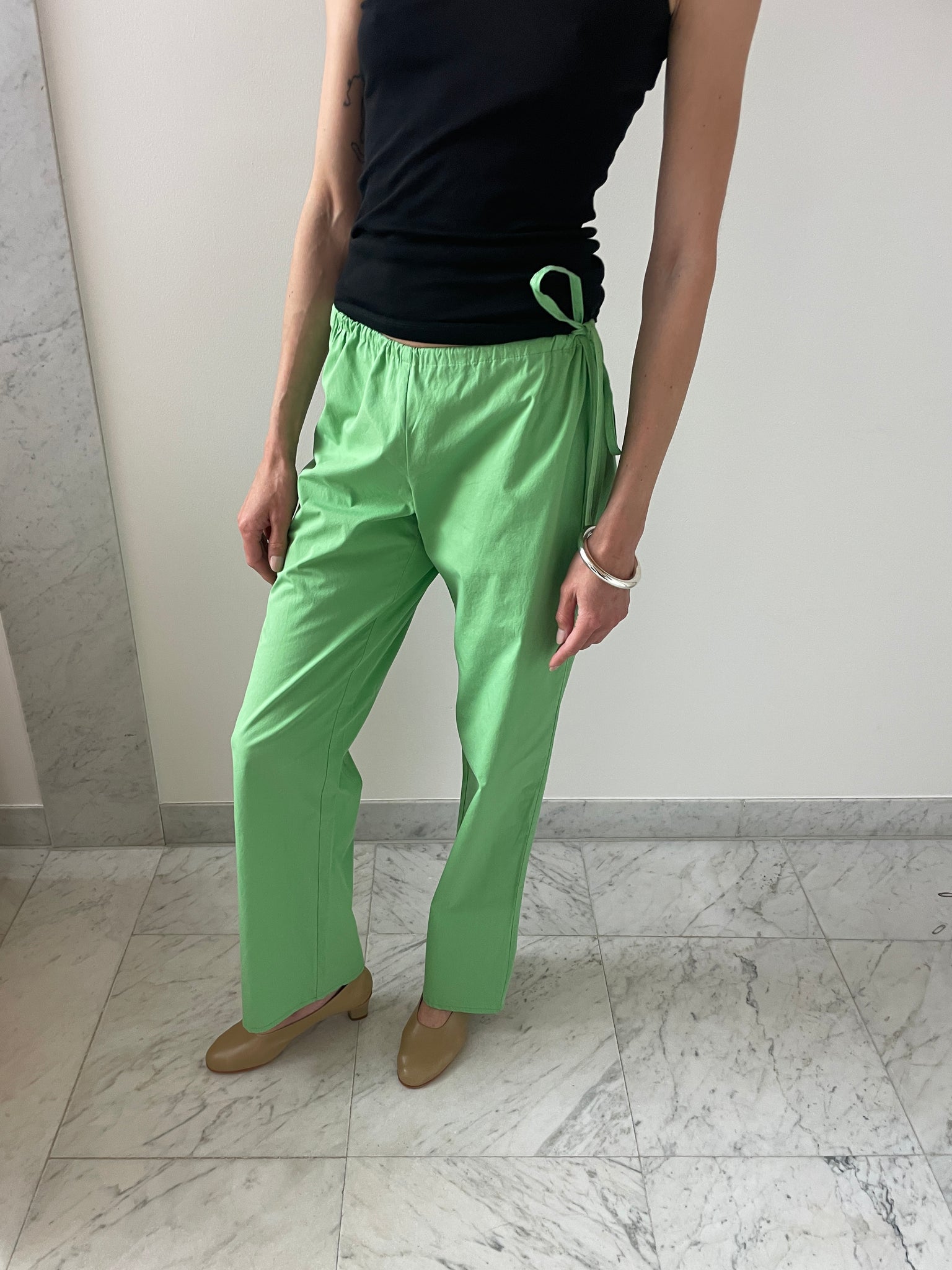 Tie Pants, Bud
