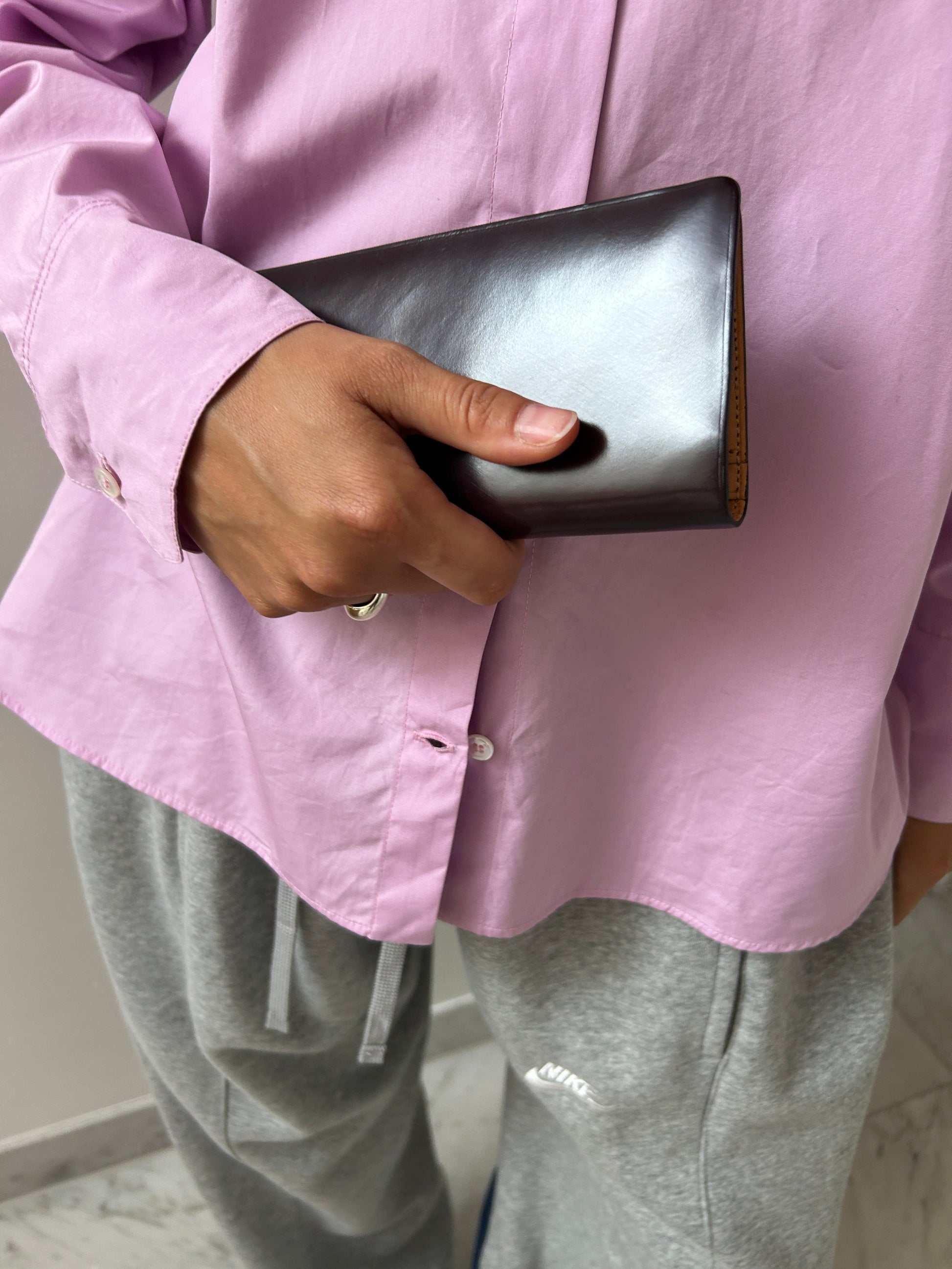 Coat Wallet, Prune Il Bussetto