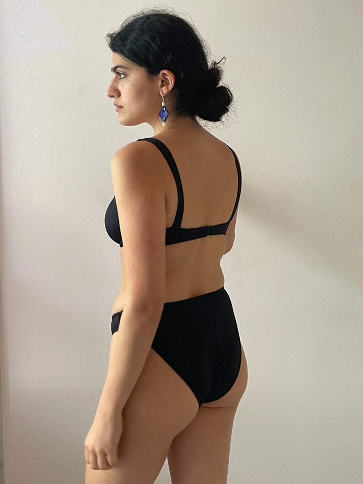 High Cut Bottom, Black NU SWIM