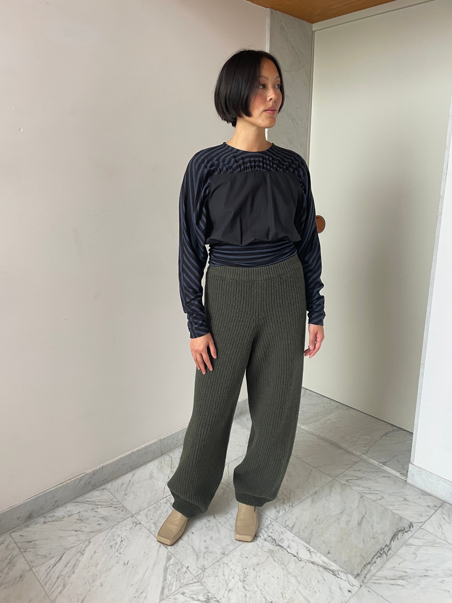 Lou Blouse, Black