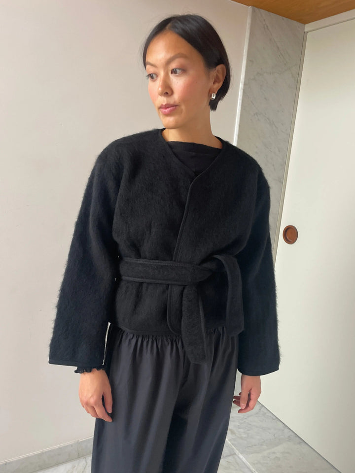 Capas Jacket, Black BASERANGE