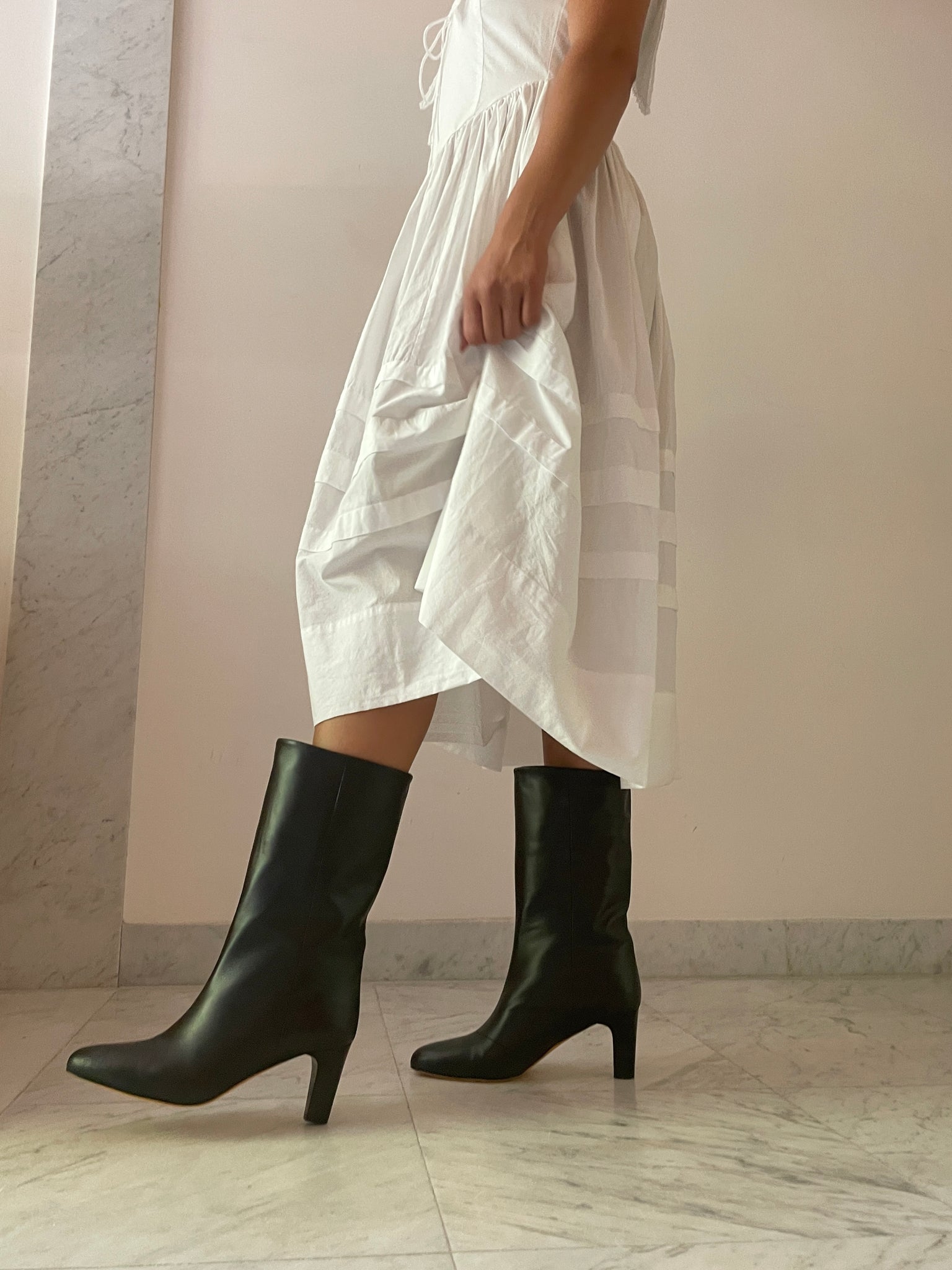 Sandra Boot, Black