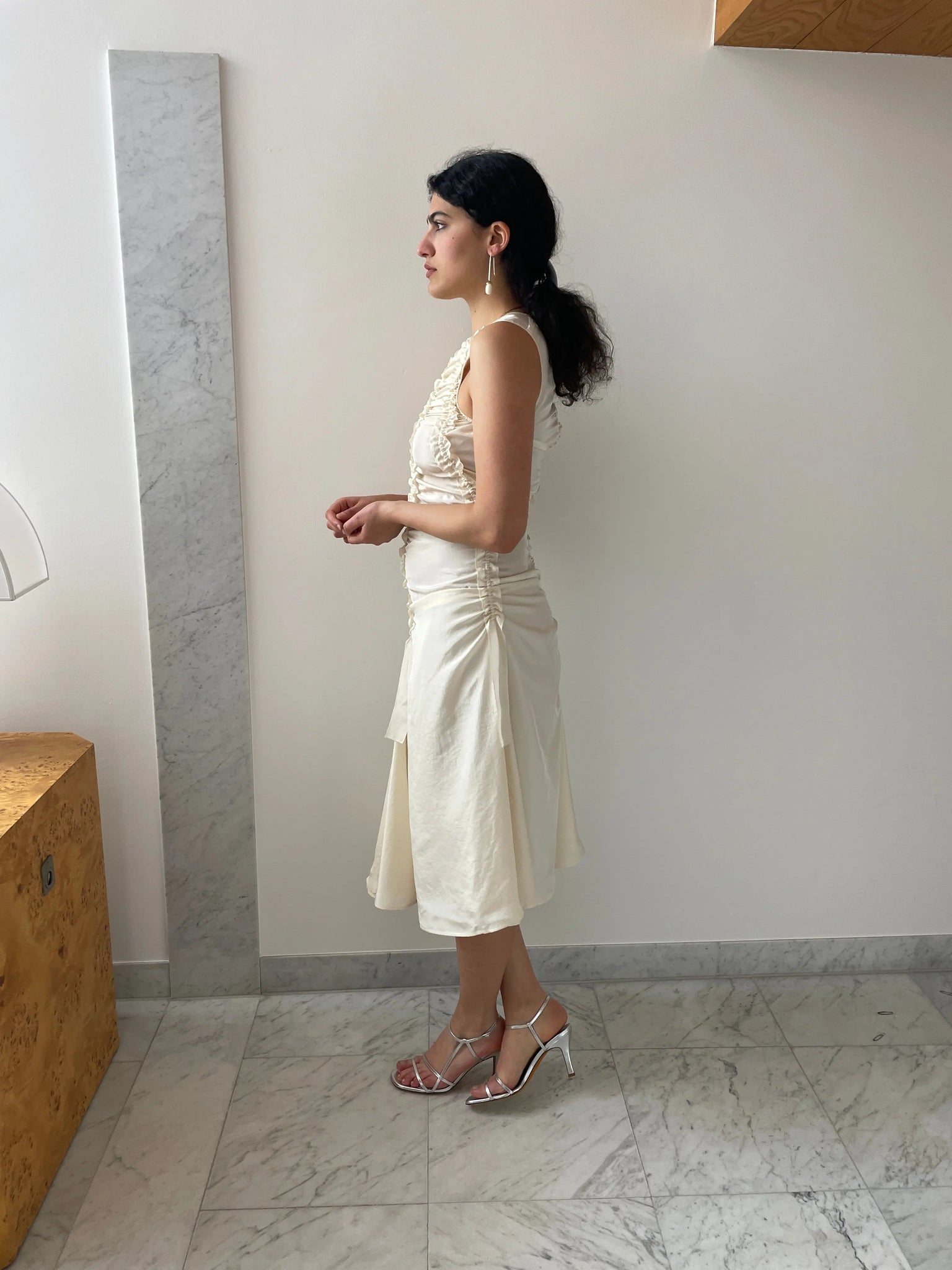 Kyra Dress Satin, Cream Renaissance Renaissance