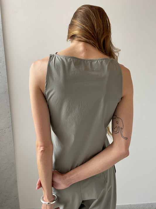 Boat Neck Top, Chaki BAMBOU ROGER KWONG