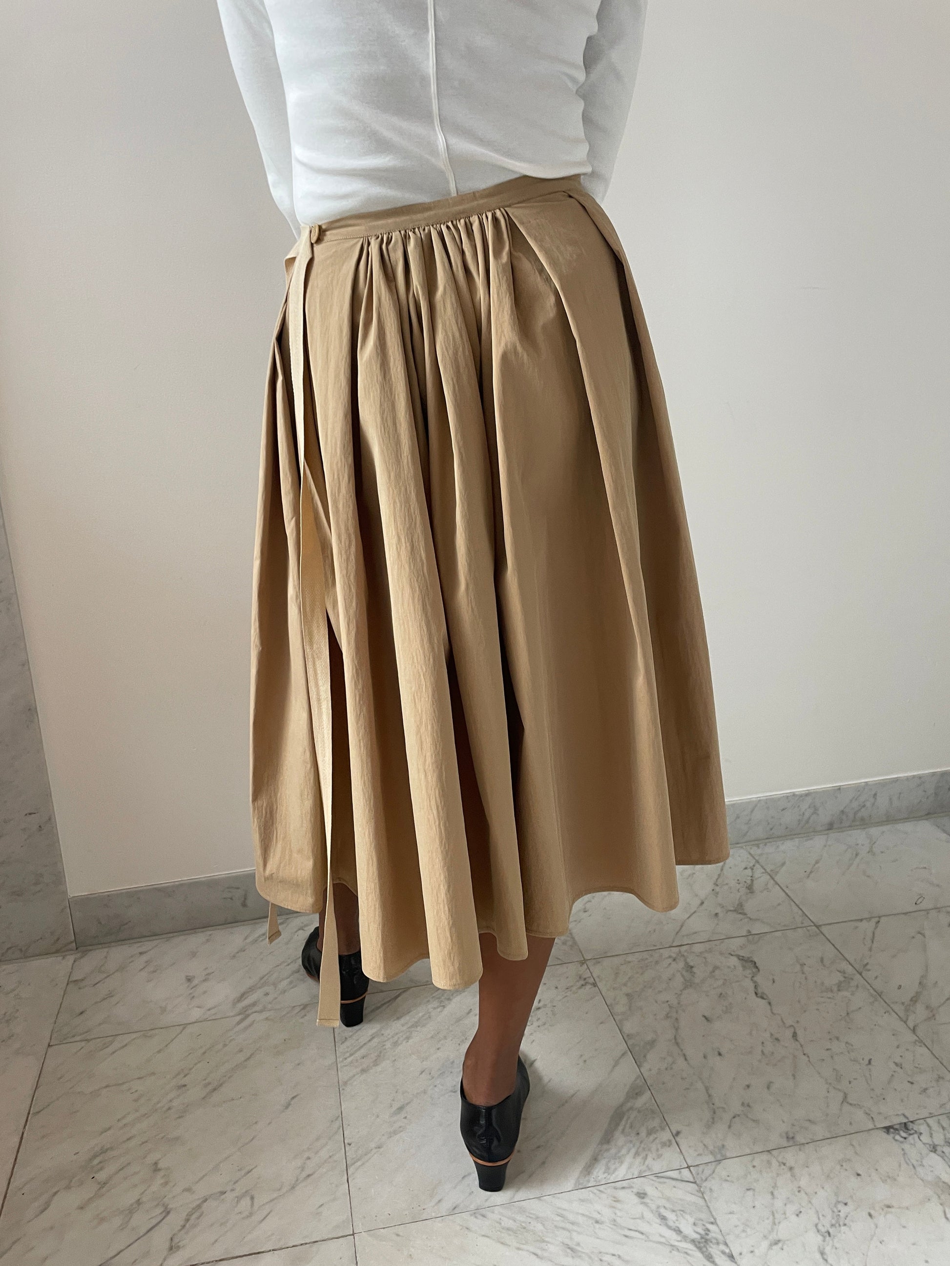 Cyn Skirt, Camel Renaissance Renaissance