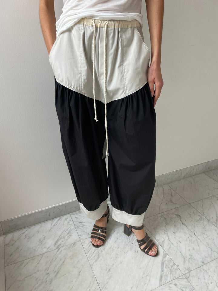 Crescent Pants, Helix SC103