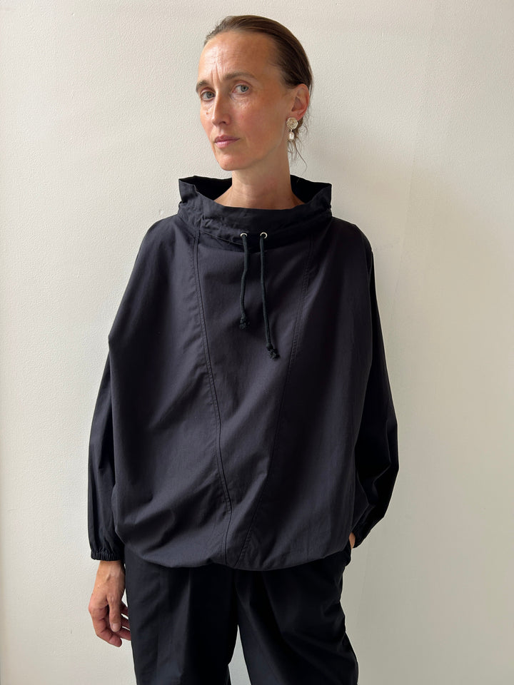 Uro Top, Black BASERANGE