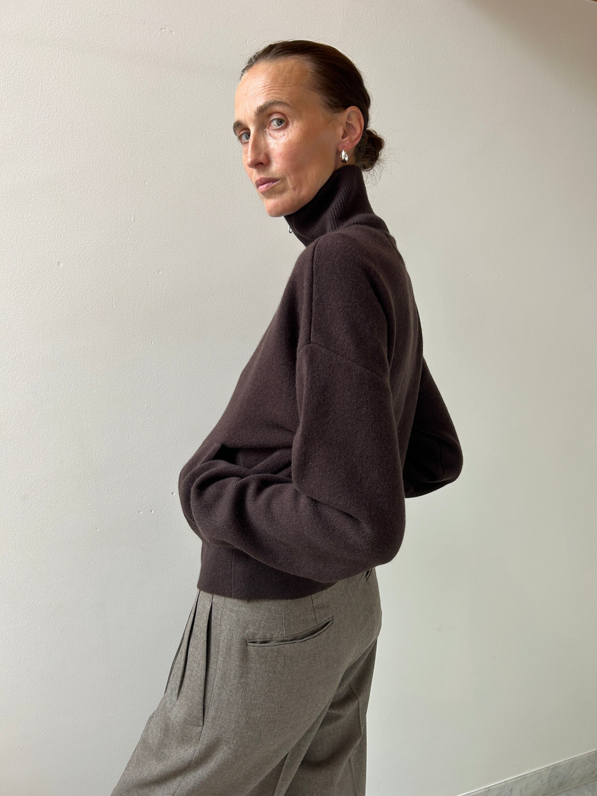 Xtra Cute, Dark Brown EXTREME CASHMERE