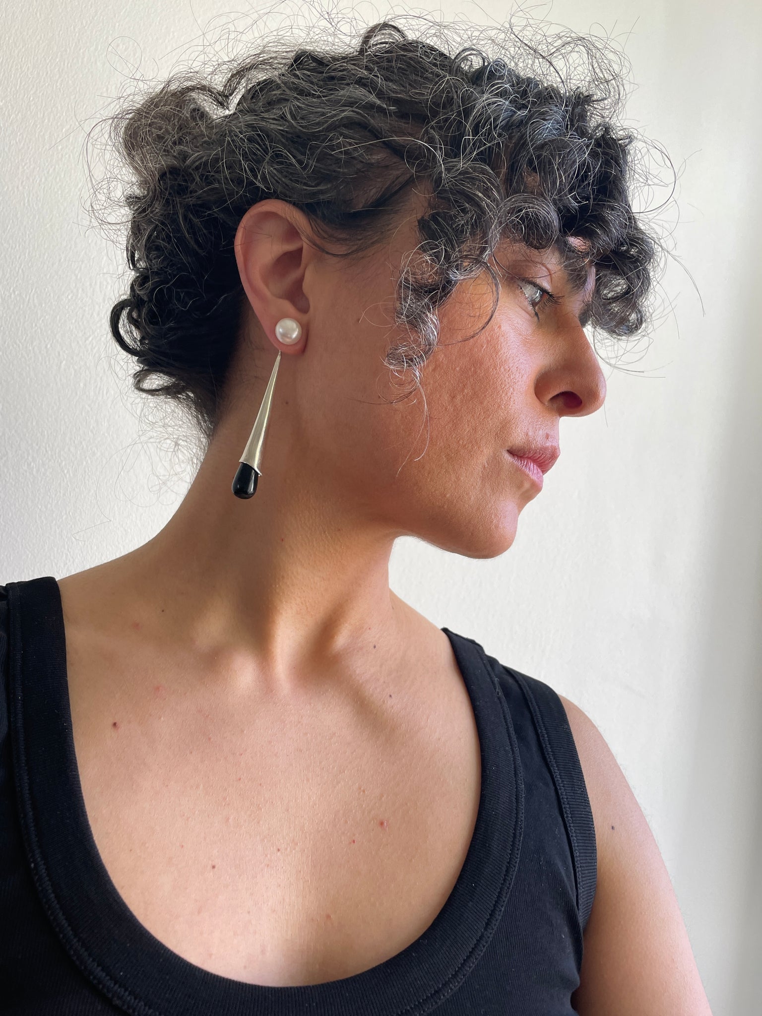 Lou Lou Earrings, Onyx